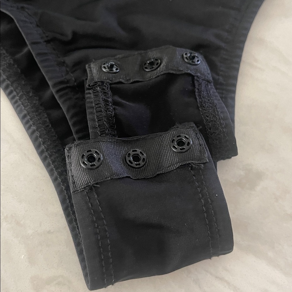 NWT Princess Polly Keating Bodysuit Black size 4 - Picture 5 of 11